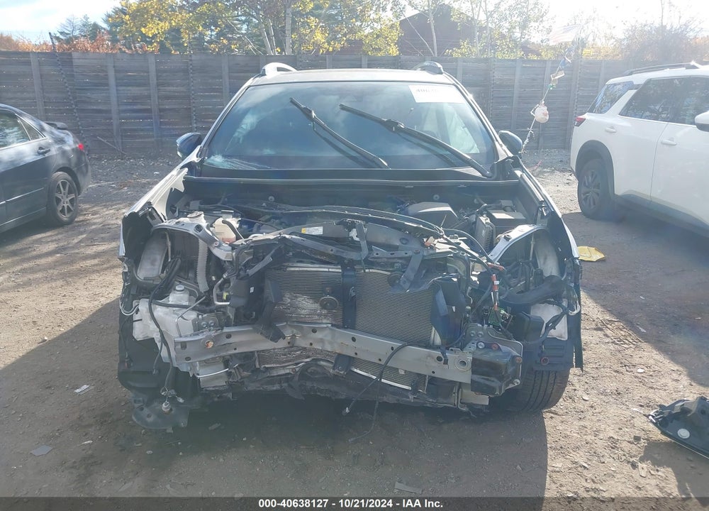 2017 TOYOTA RAV4 SE VIN: 2T3JFREV5HW684904