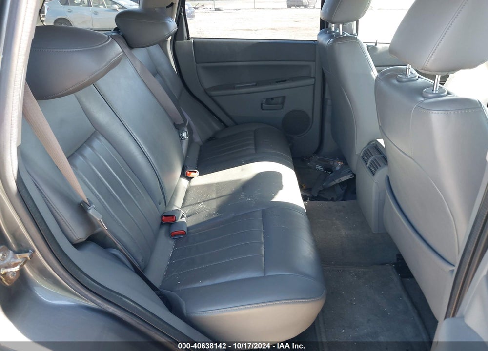 2007 JEEP GRAND CHEROKEE LAREDO VIN: 1J8HR48P57C668038