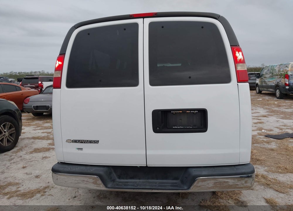 2017 CHEVROLET EXPRESS 3500 LT VIN: 1GAZGPFG3H1278549