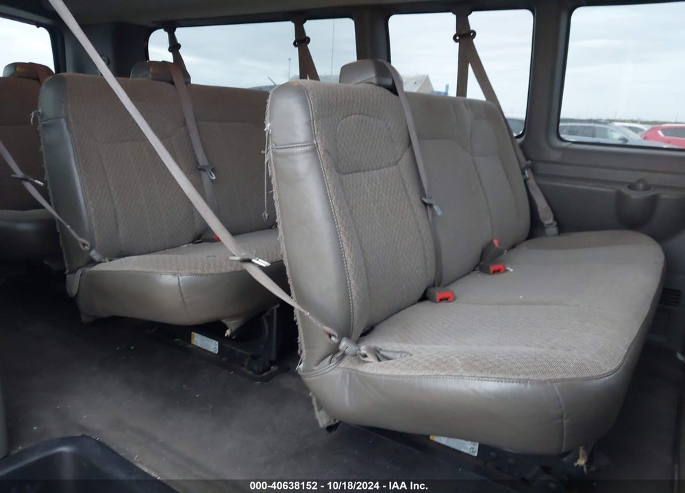 2017 CHEVROLET EXPRESS 3500 LT VIN: 1GAZGPFG3H1278549
