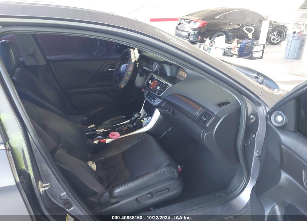2015 HONDA ACCORD EX-L VIN: 1HGCR2F89FA171782