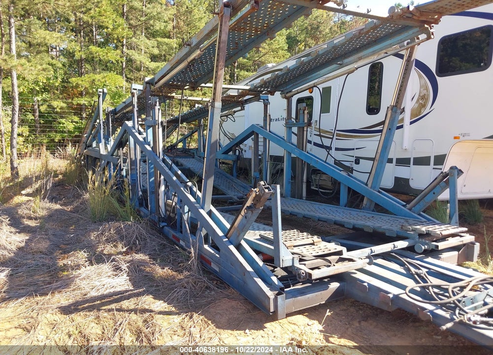 2000 TRAILER ALBERTVILLE AUTO TRANSPORTER VIN: 1A9CS4520YA468040