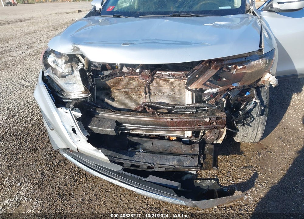 2017 NISSAN ROGUE SV VIN: 5N1AT2MV9HC745235