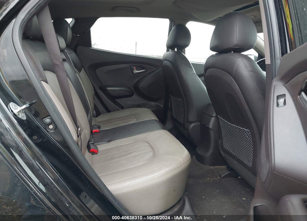 2011 HYUNDAI TUCSON LIMITED VIN: KM8JUCAC6BU227218