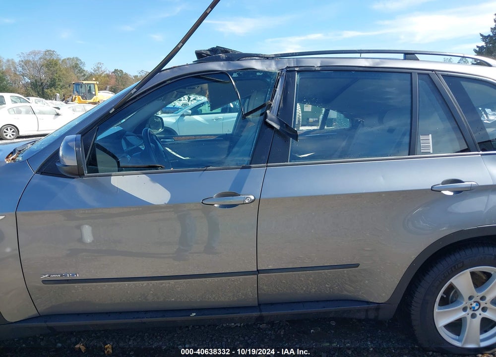 2013 BMW X5 VIN: 5UXZV4C58D0B10101