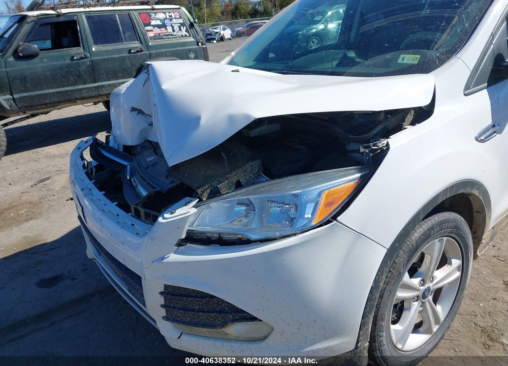 2016 FORD ESCAPE SE VIN: 1FMCU9GX5GUA64400