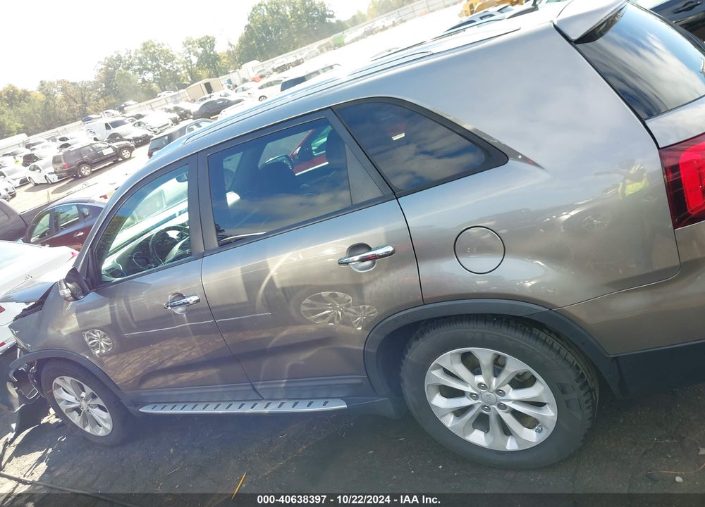 2015 KIA SORENTO EX V6 VIN: 5XYKU4A79FG589424