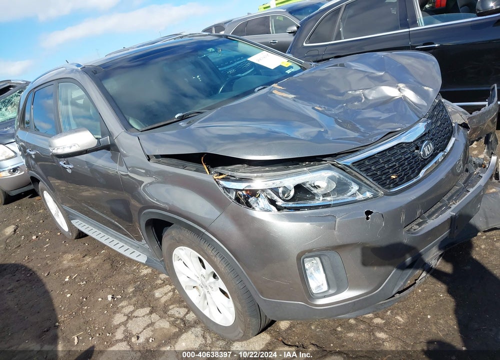 2015 KIA SORENTO EX V6 VIN: 5XYKU4A79FG589424