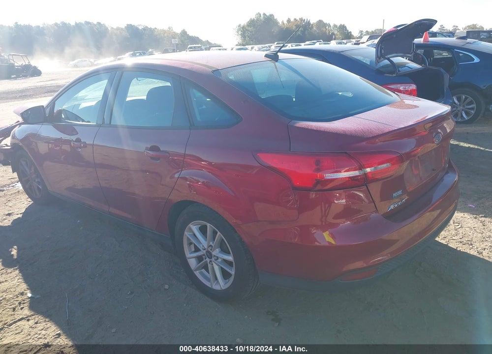 2015 FORD FOCUS SE VIN: 1FADP3F21FL330976