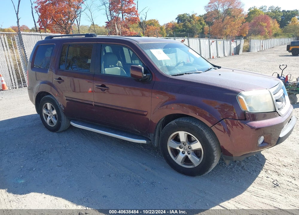 2011 HONDA PILOT EX-L VIN: 5FNYF4H55BB060739