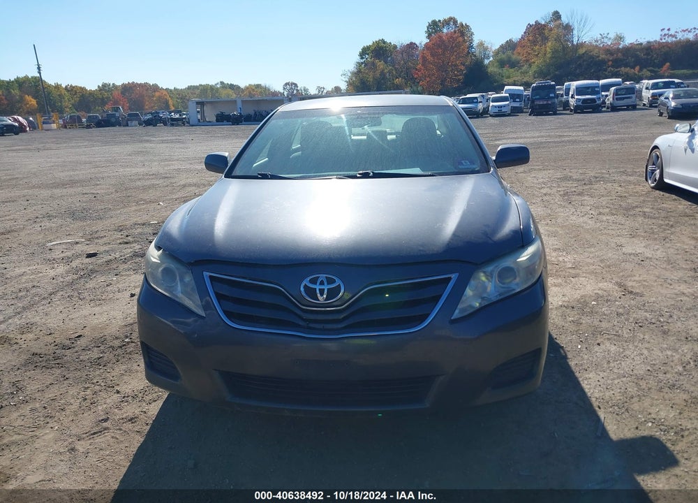 2011 TOYOTA CAMRY LE VIN: 4T1BF3EK4BU757719