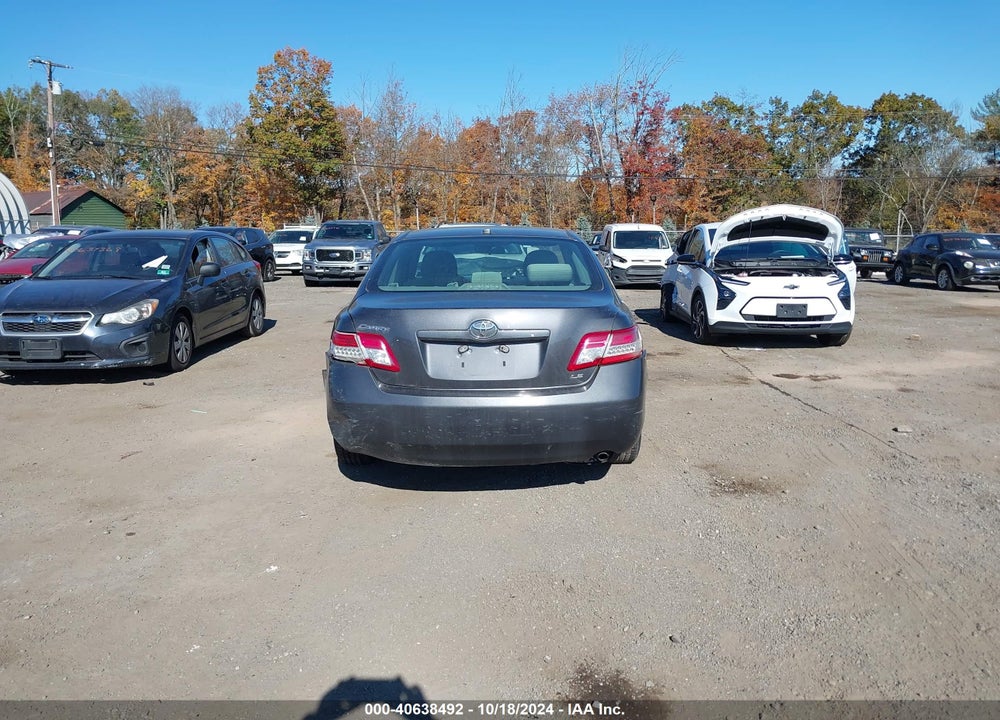 2011 TOYOTA CAMRY LE VIN: 4T1BF3EK4BU757719