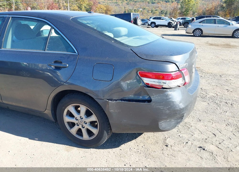 2011 TOYOTA CAMRY LE VIN: 4T1BF3EK4BU757719