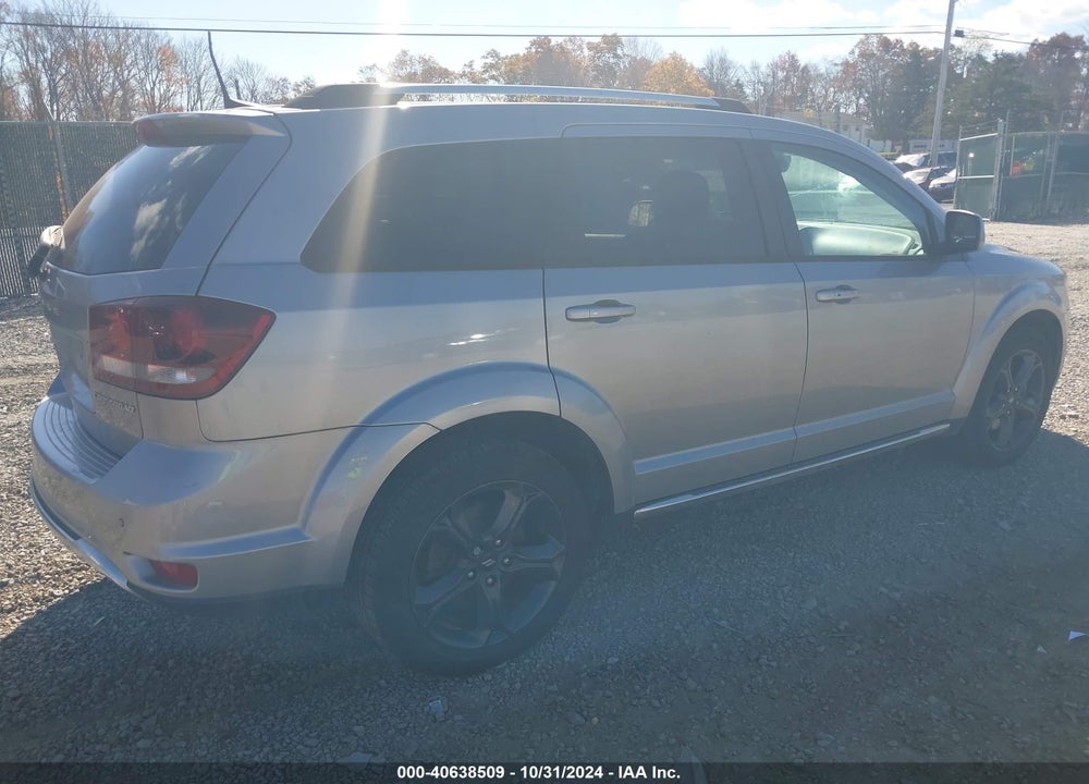 2018 DODGE JOURNEY CROSSROAD AWD VIN: 3C4PDDGG9JT526418