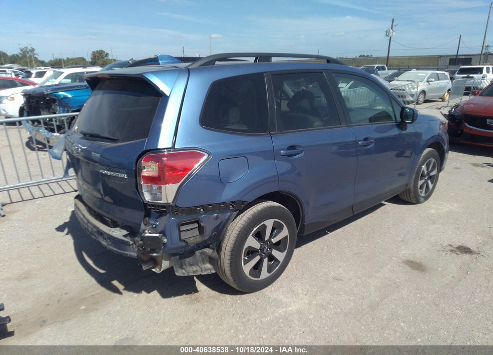 2018 SUBARU FORESTER 2.5I PREMIUM VIN: JF2SJAGCXJH463926