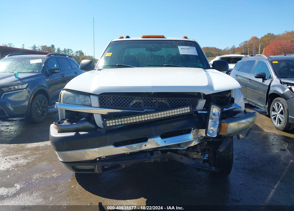 2004 CHEVROLET SILVERADO 3500 LS VIN: 1GCJK33144F174225