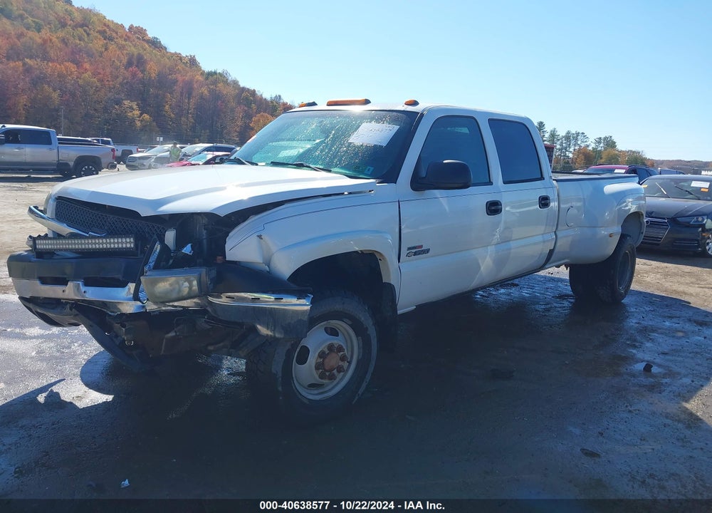 2004 CHEVROLET SILVERADO 3500 LS VIN: 1GCJK33144F174225