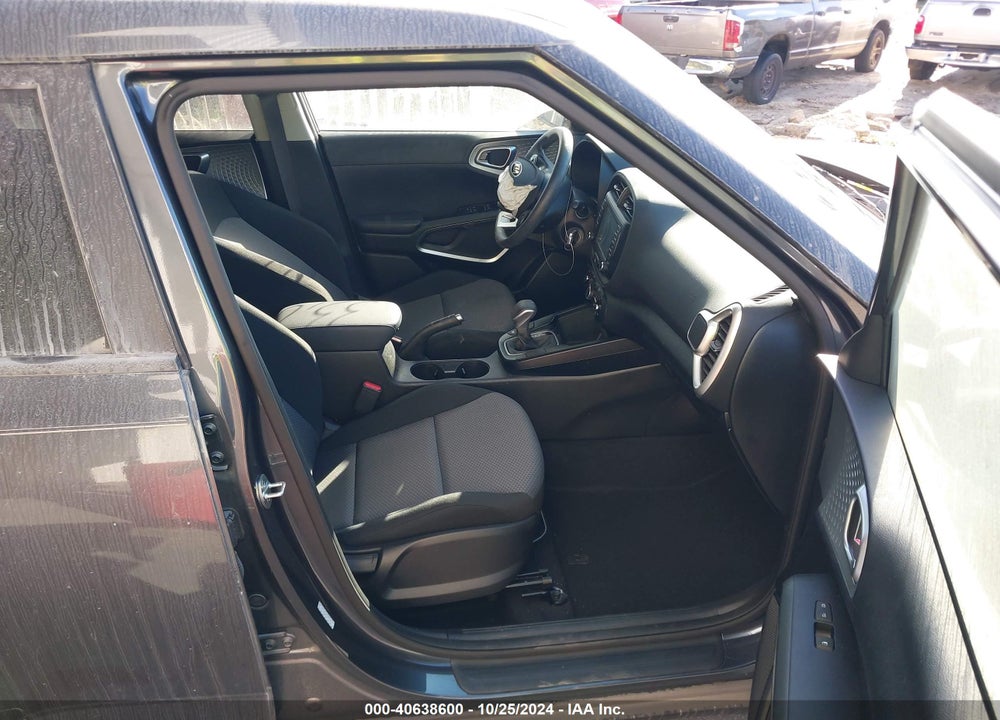 2021 KIA SOUL LX VIN: KNDJ23AU7M7739851
