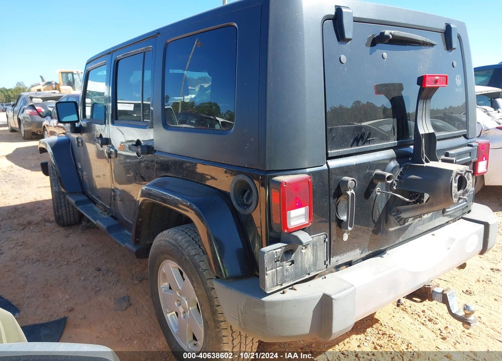 2008 JEEP WRANGLER UNLIMITED SAHARA VIN: 1J8GA59118L520702