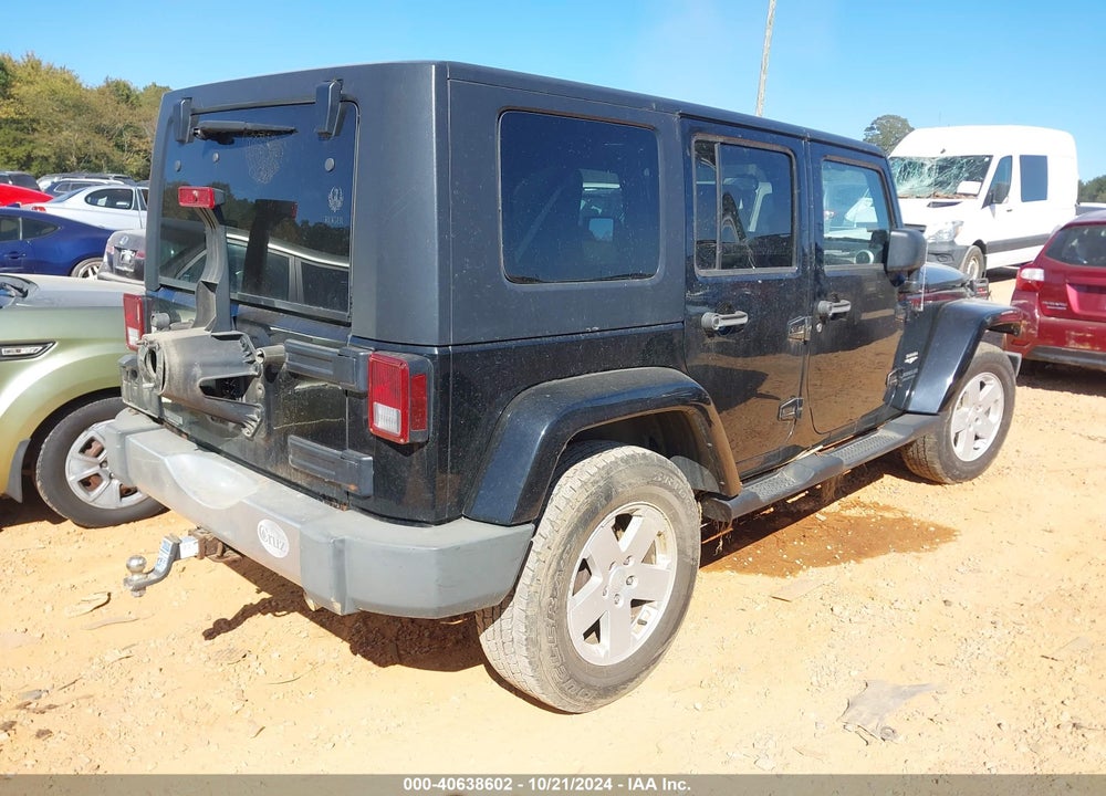 2008 JEEP WRANGLER UNLIMITED SAHARA VIN: 1J8GA59118L520702