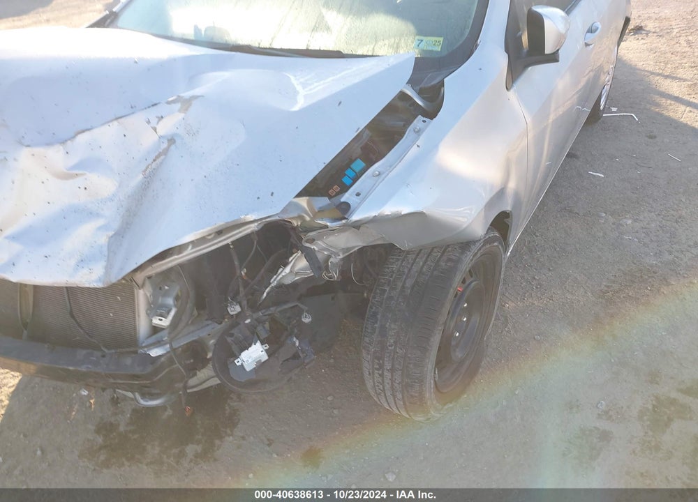 2015 TOYOTA COROLLA LE VIN: 2T1BURHE0FC337512