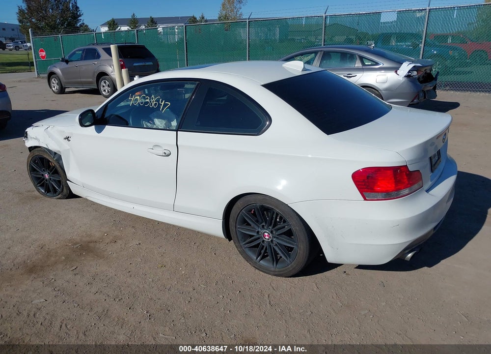 2010 BMW 128I VIN: WBAUP7C57AVK77873
