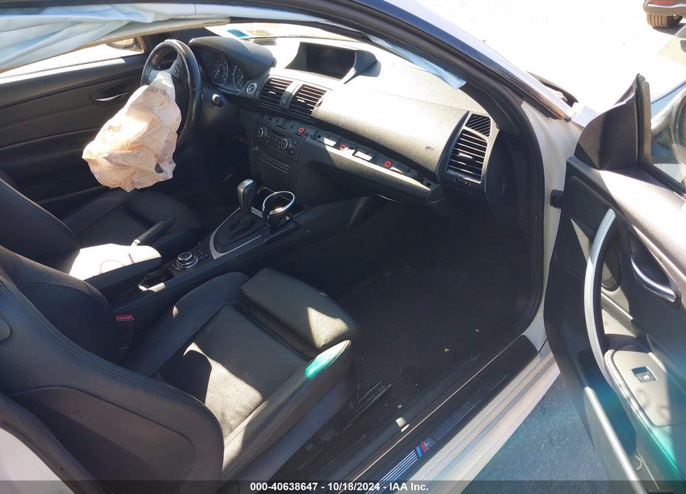 2010 BMW 128I VIN: WBAUP7C57AVK77873