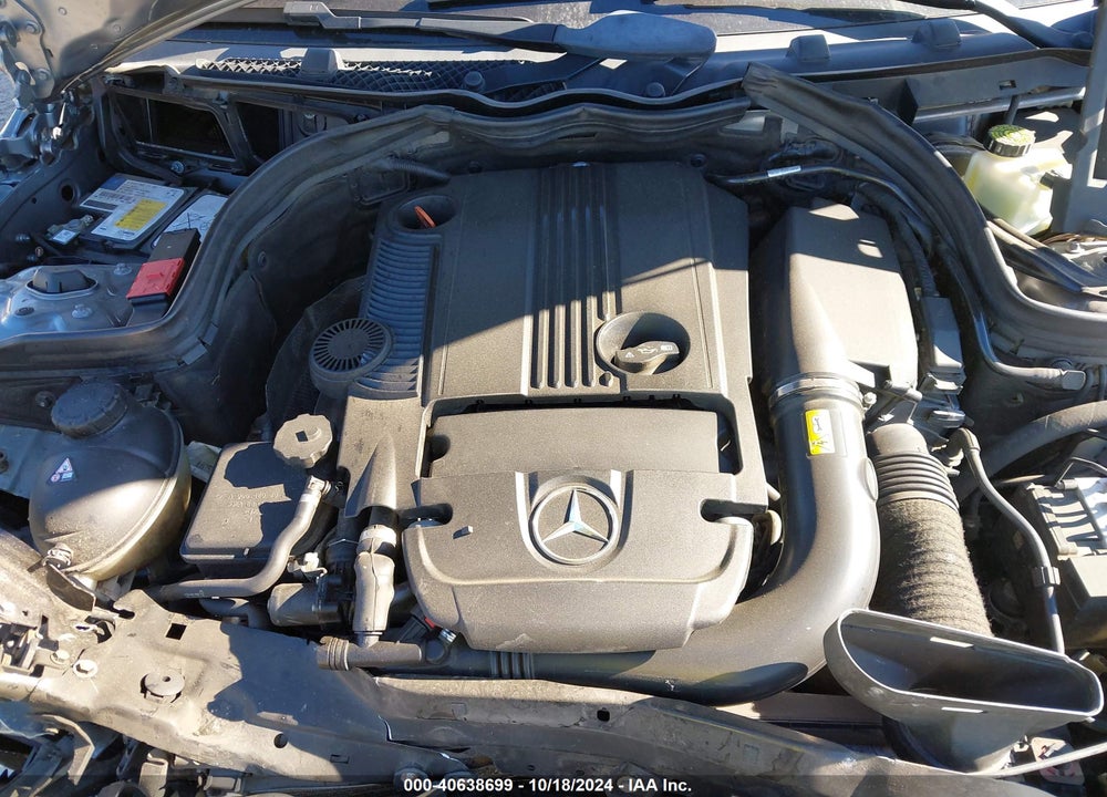 2015 MERCEDES-BENZ C 250 VIN: WDDGJ4HBXFG369687