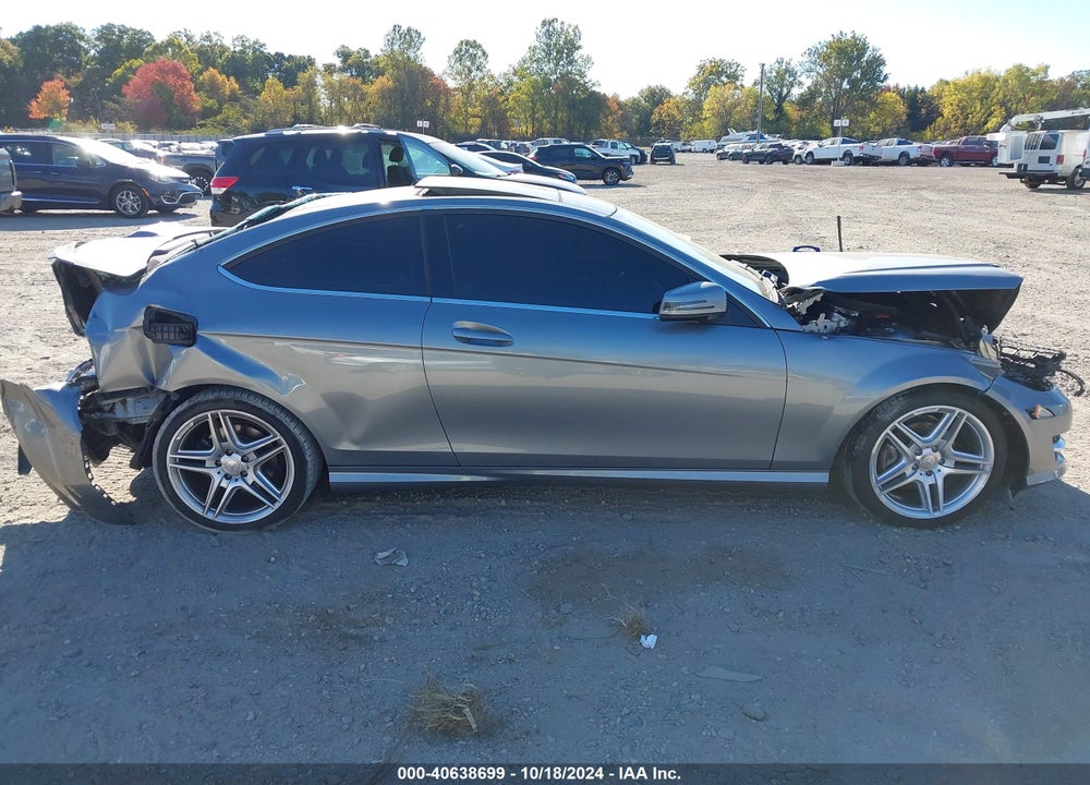 2015 MERCEDES-BENZ C 250 VIN: WDDGJ4HBXFG369687
