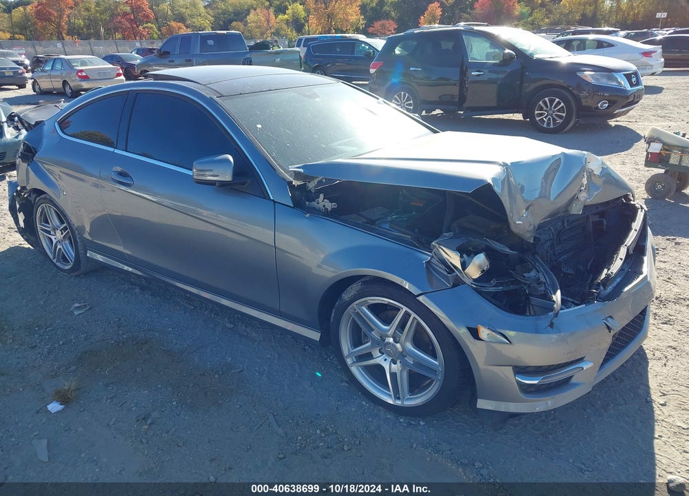2015 MERCEDES-BENZ C 250 VIN: WDDGJ4HBXFG369687