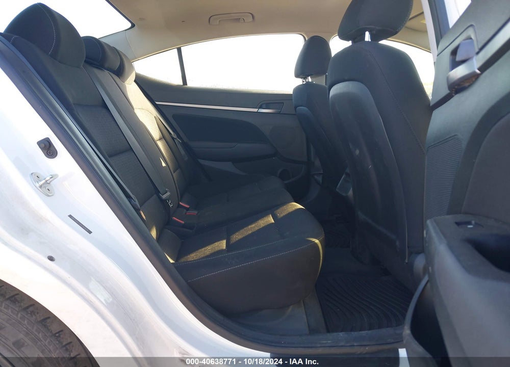 2018 HYUNDAI ELANTRA VIN: 5NPD84LF3JH342824