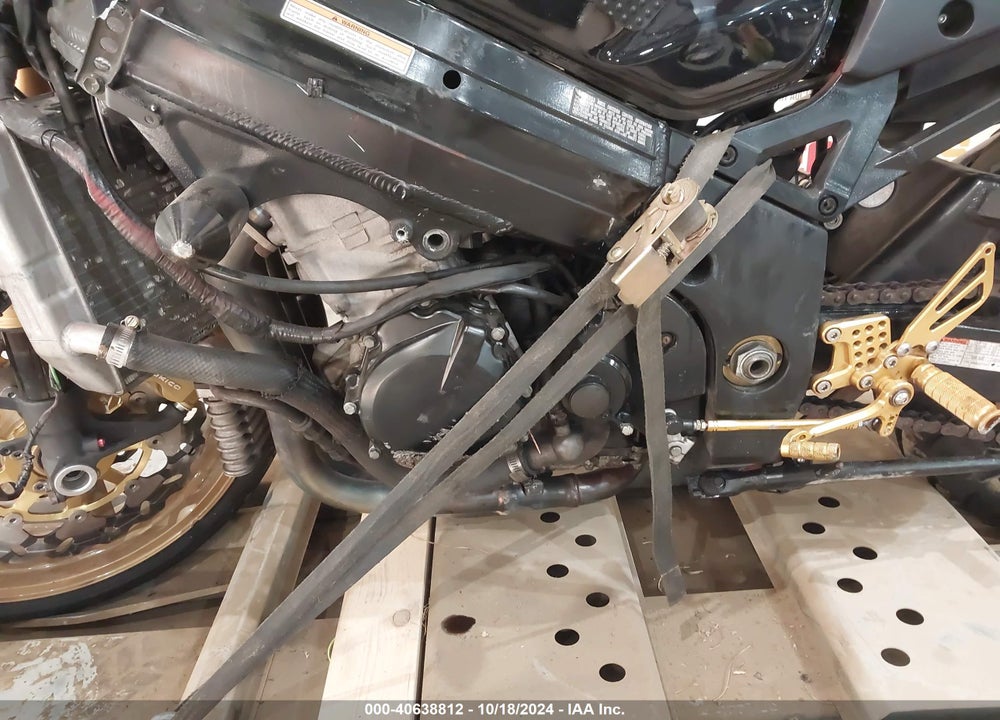 2003 SUZUKI GSX-R1000 VIN: JS1GT75A832109342
