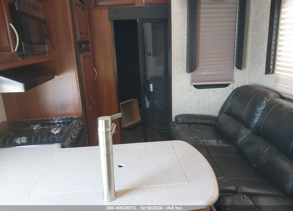 2018 FOREST RIVER SPARTAN VIN: 5ZT3STXB7JG301372