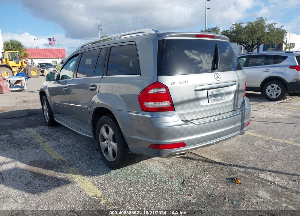 2011 MERCEDES-BENZ GL 450 4MATIC VIN: 4JGBF7BE7BA746088