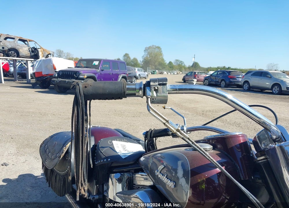 2000 INDIAN MOTORCYCLE CO. CHIEF VIN: 5CDCNB510YG002368