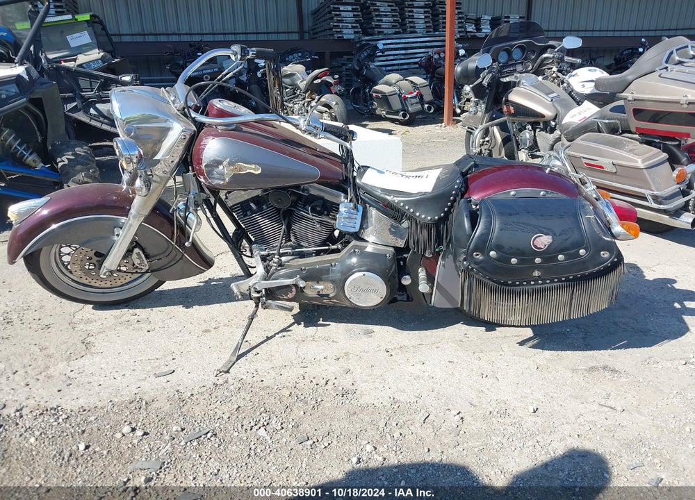 2000 INDIAN MOTORCYCLE CO. CHIEF VIN: 5CDCNB510YG002368