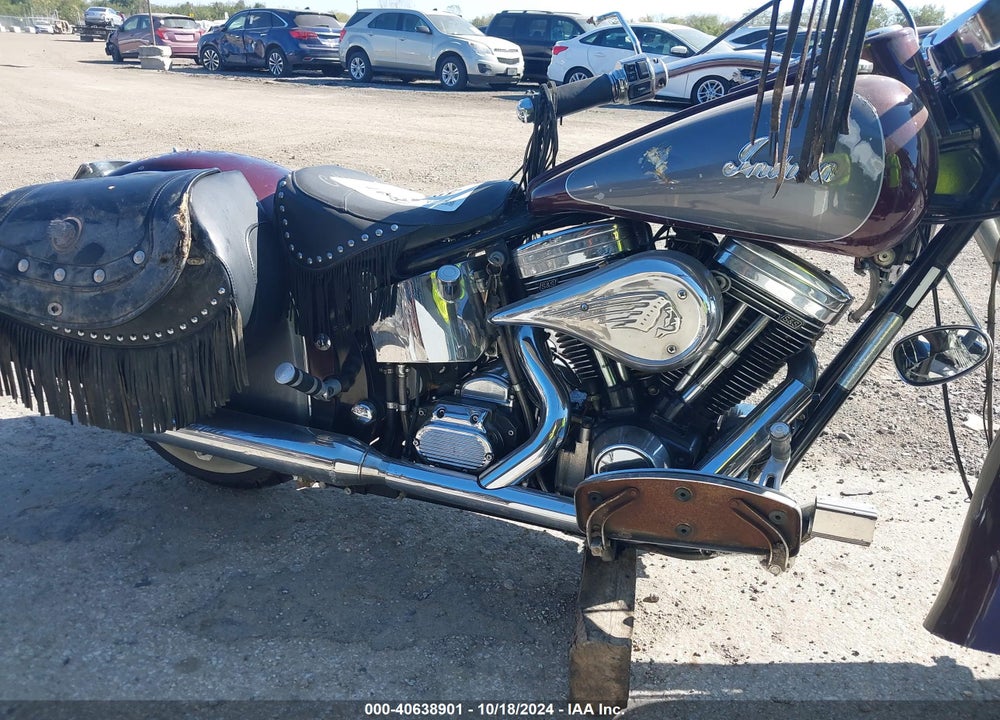 2000 INDIAN MOTORCYCLE CO. CHIEF VIN: 5CDCNB510YG002368