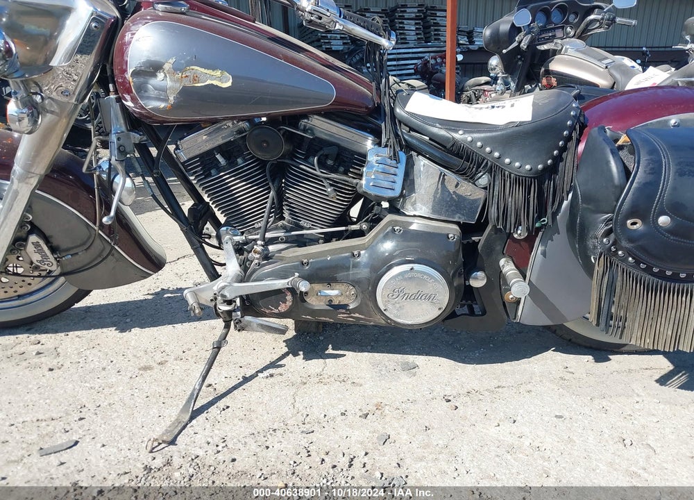 2000 INDIAN MOTORCYCLE CO. CHIEF VIN: 5CDCNB510YG002368
