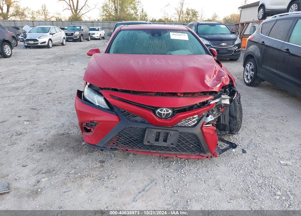 2019 TOYOTA CAMRY SE VIN: 4T1B11HK4KU294074