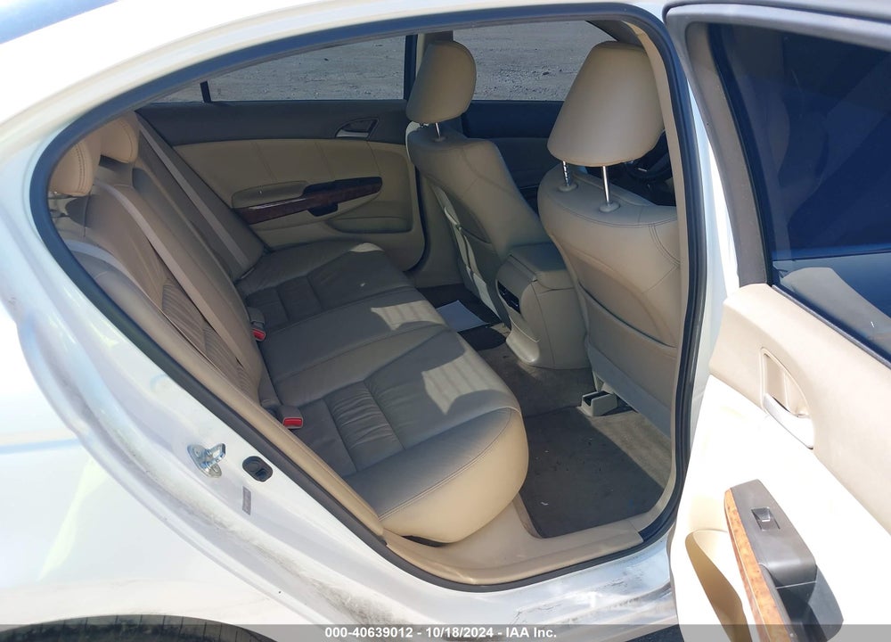 2010 HONDA ACCORD 3.5 EX-L VIN: 1HGCP3F8XAA006876