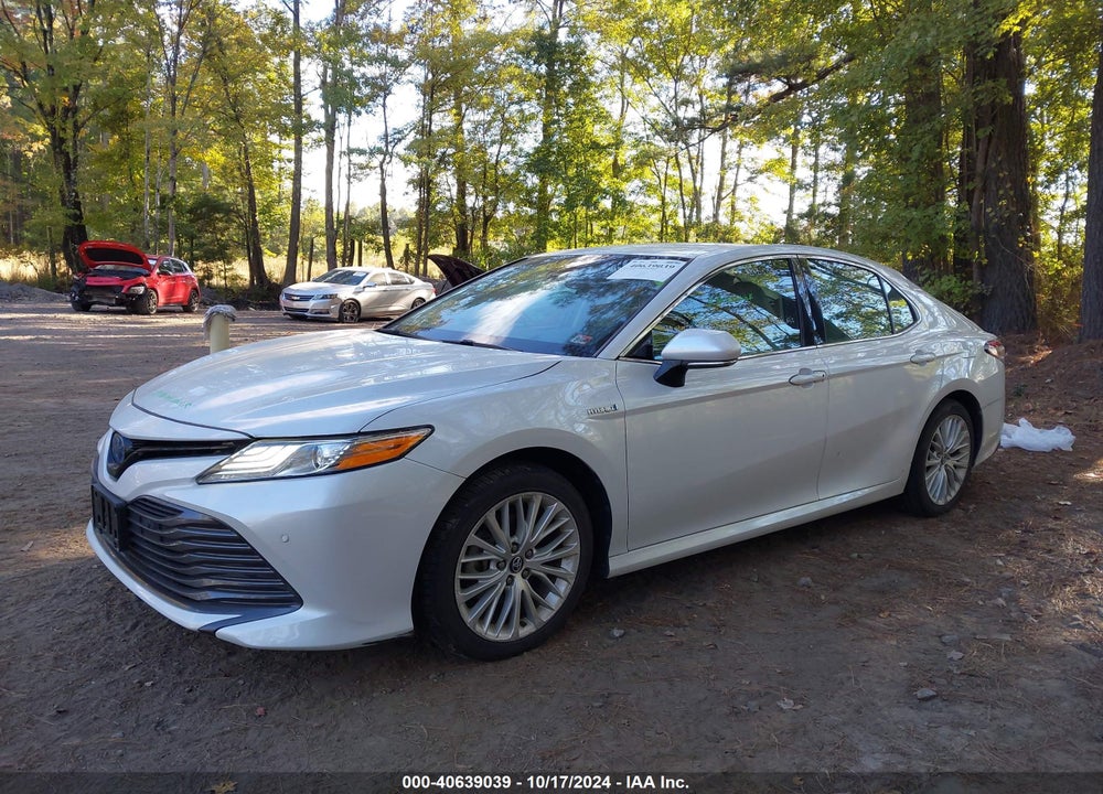 2018 TOYOTA CAMRY HYBRID XLE VIN: 4T1B21HK2JU008735