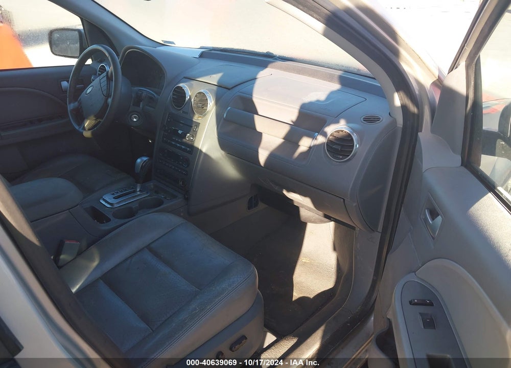 2006 FORD FREESTYLE SEL VIN: 1FMZK02126GA23606