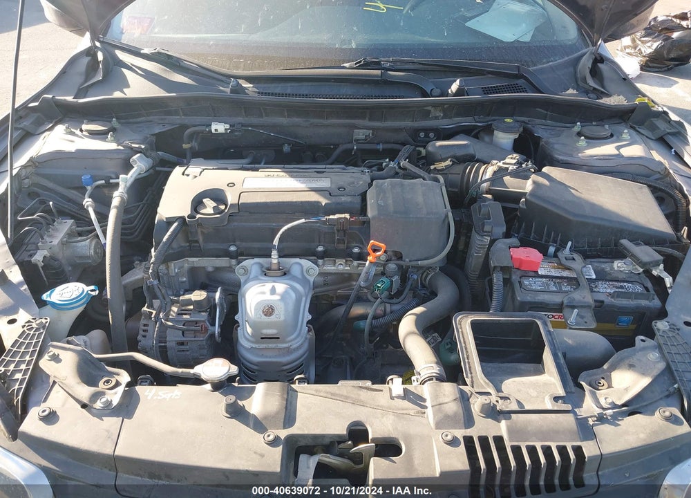 2015 HONDA ACCORD LX VIN: 1HGCR2F39FA213517