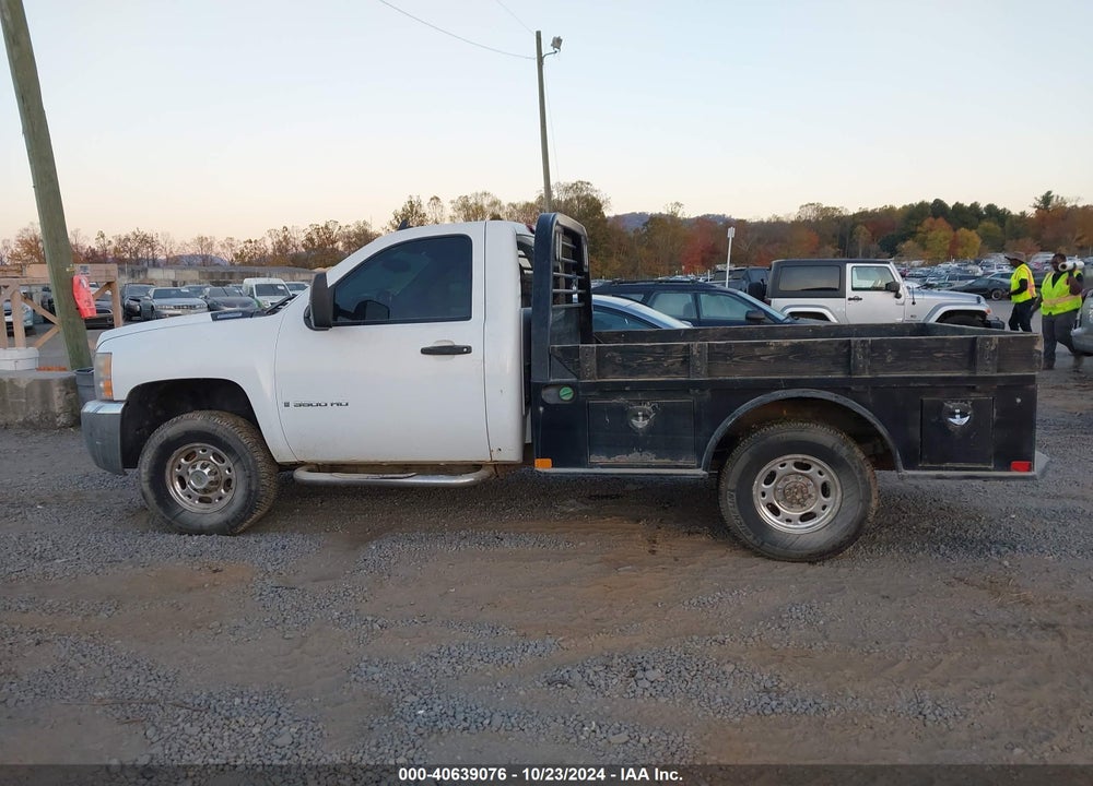 2007 CHEVROLET SILVERADO 3500 WORK TRUCK VIN: 1GCHK34637E571928