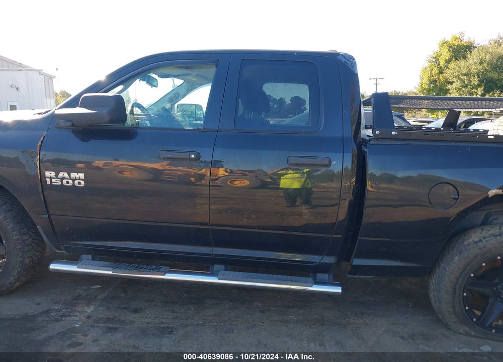 2016 RAM 1500 EXPRESS VIN: 1C6RR7FG4GS379519
