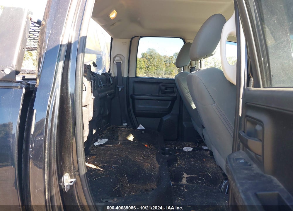2016 RAM 1500 EXPRESS VIN: 1C6RR7FG4GS379519