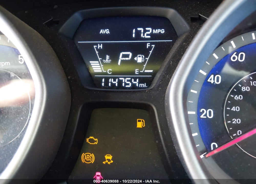 2014 HYUNDAI ELANTRA SE VIN: KMHDH4AE9EU173944