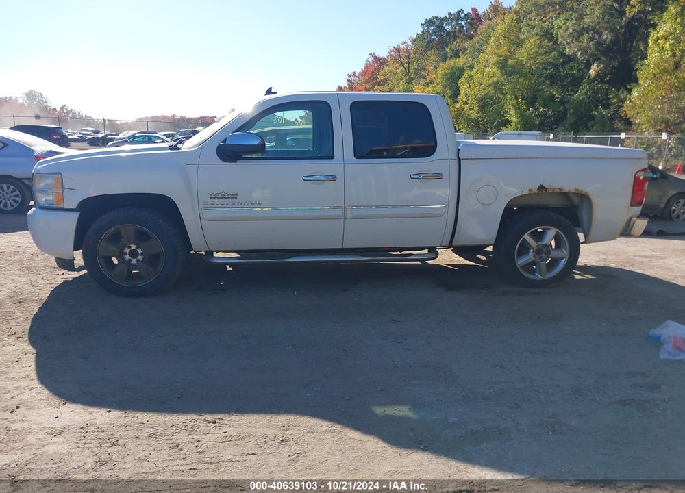 2009 CHEVROLET SILVERADO 1500 LT VIN: 3GCEC23059G184008