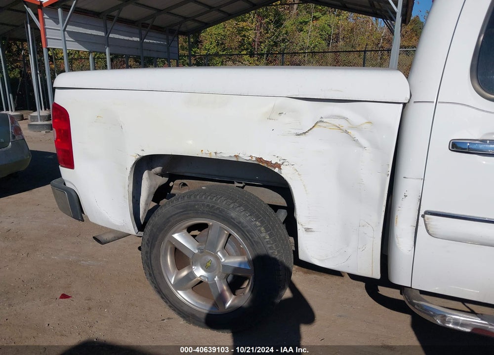 2009 CHEVROLET SILVERADO 1500 LT VIN: 3GCEC23059G184008