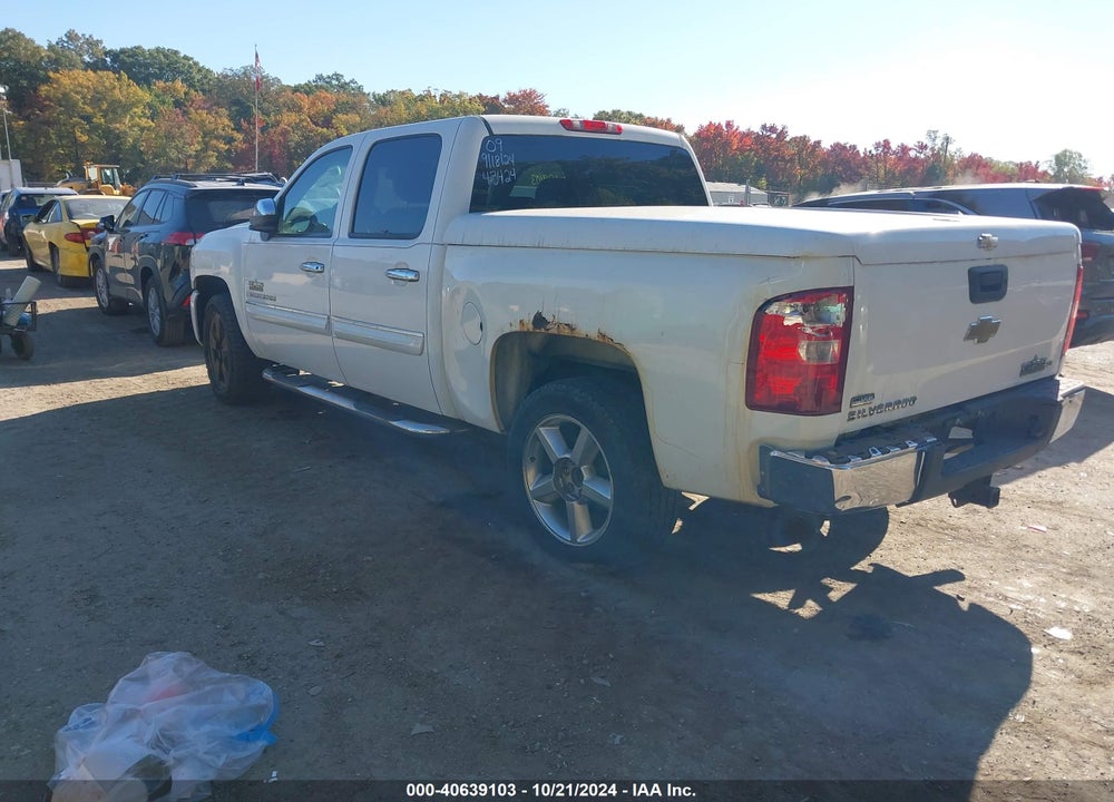 2009 CHEVROLET SILVERADO 1500 LT VIN: 3GCEC23059G184008